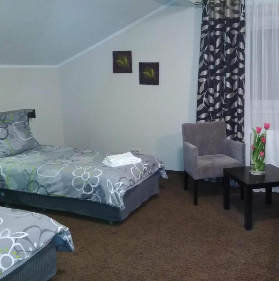 Jasminowy Gaj Bed & Breakfast Иновроцлав Екстериор снимка